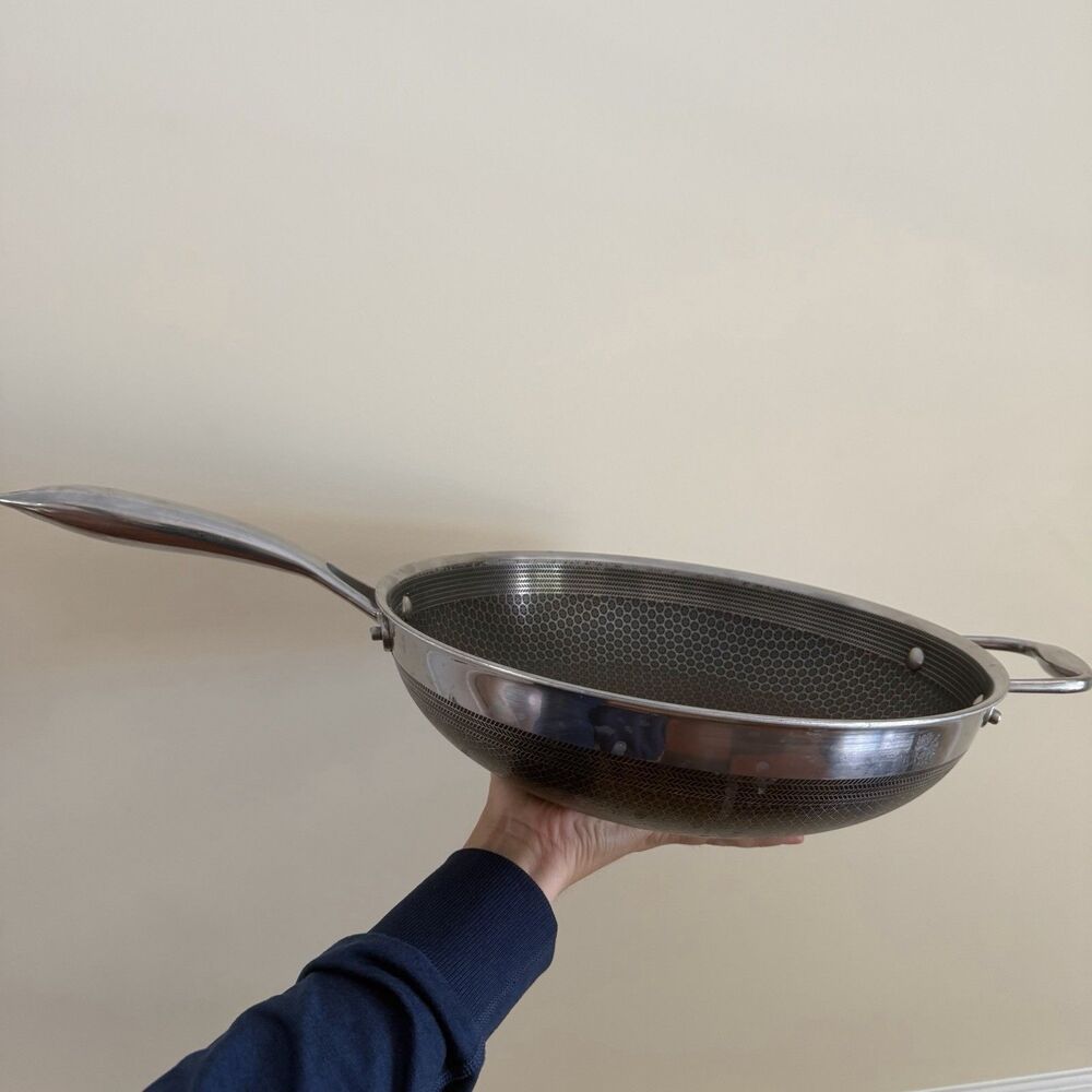HexClad Hybrid Nonstick 12-in Wok Frying Pan (No Lid) USED *see Pictures*